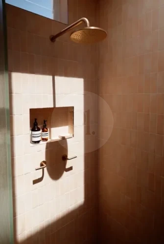 Manyana, Bondi