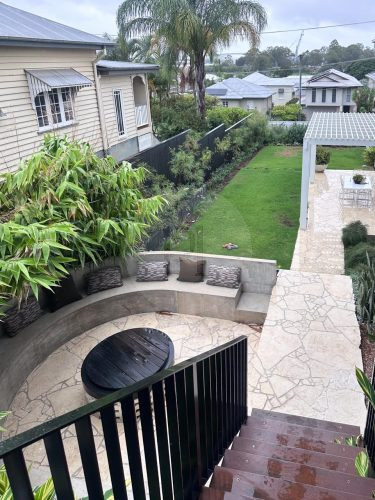 Pedestals, Bulimba-51