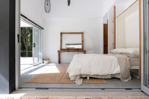 Mayde House, Carool-26