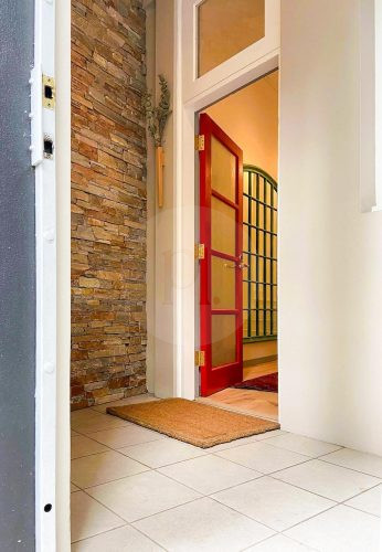 Motif, Chippendale - 18