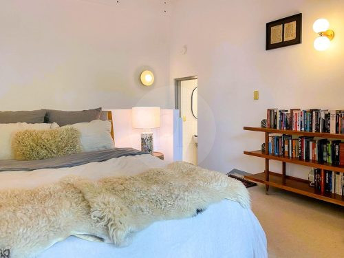 Motif, Chippendale - 22