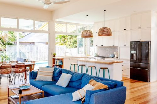 Oakley House, Curl Curl 27