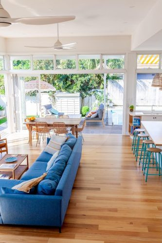 Oakley House, Curl Curl 32