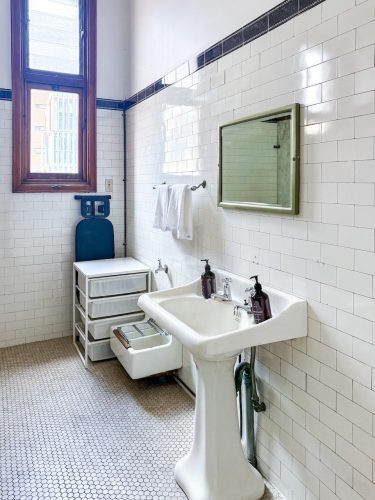 Old Clare Master Suite, Chippendale-10