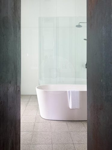 Old Clare Master Suite, Chippendale-12