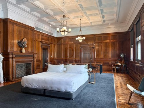 Old Clare Master Suite, Chippendale-8