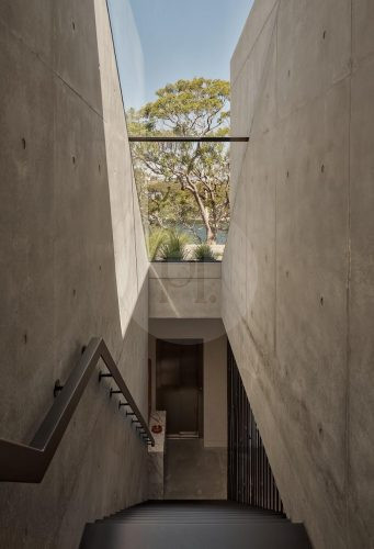 Sana, Mosman 8