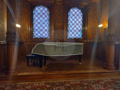 Billing Mansion Piano
