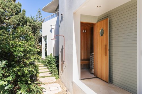 Calm Collective, Bronte 3