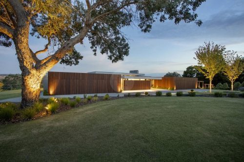 facade backyard