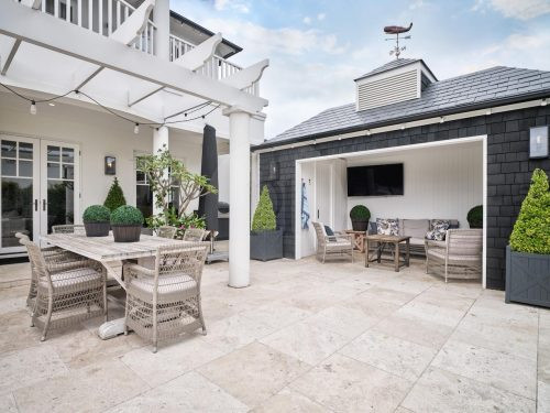 outdoor area