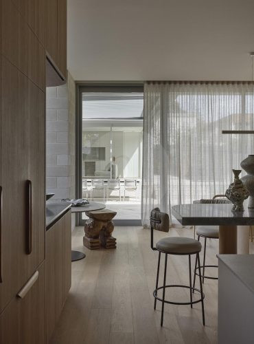 Ampersand, Hawthorn East 18
