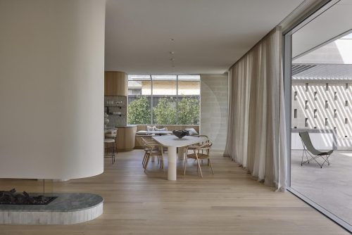 Ampersand, Hawthorn East 20