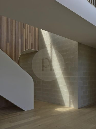 Ampersand, Hawthorn East 7