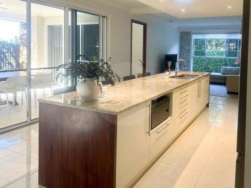 Canna, Gumdale-30