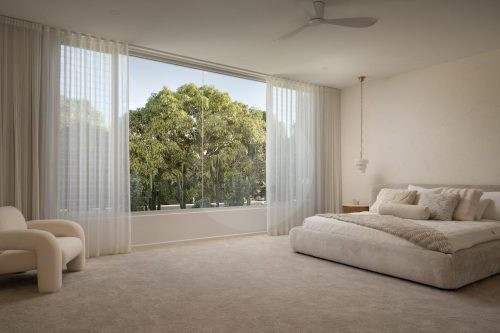 New Sensation, Bulimba 17