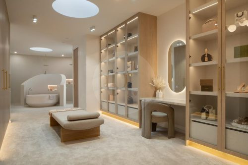 New Sensation, Bulimba 20