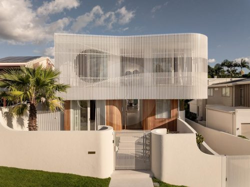 New Sensation, Bulimba 33