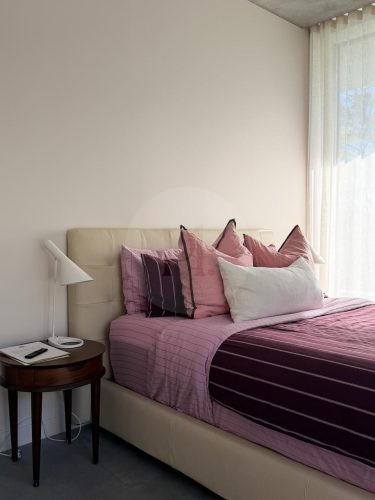Sana, Mosman 44