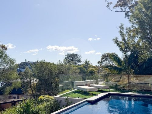 Sana, Mosman 98