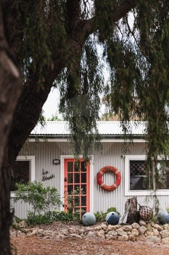 Shoreline Shack, Falcon 6