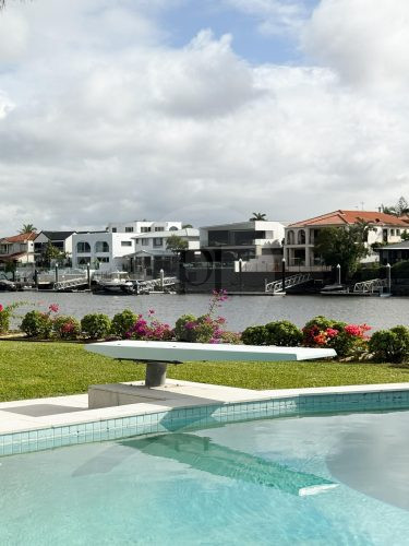The Modernist, Broadbeach Waters - -16