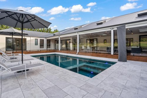 pool