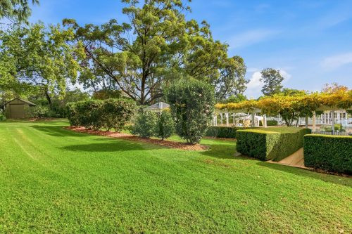 Whisperstone, Dural-49
