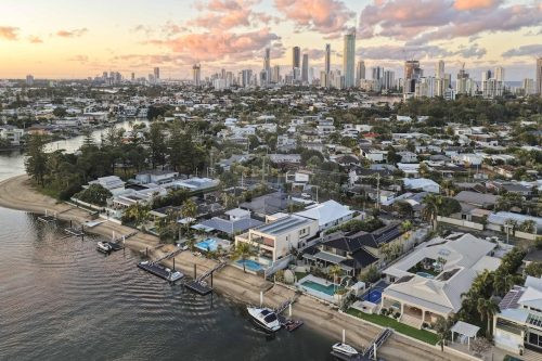 Zaria, Broadbeach Waters89