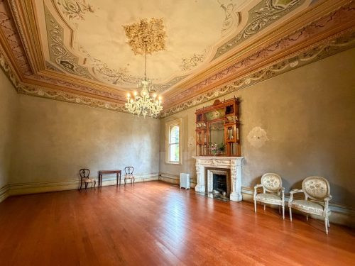 Bastion Manor, Kew12