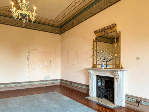 Bastion Manor, Kew53