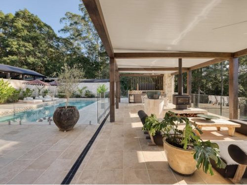 outdoor area