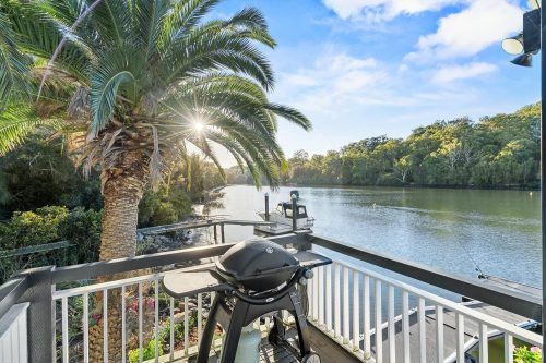 Rivers Edge, Sandy Point 3