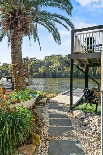 Rivers Edge, Sandy Point 9