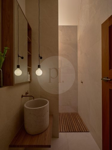 Vermilion, Teneriffe 46