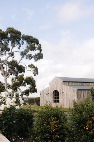 Between Oaks, Lauriston 15