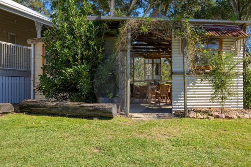 Brumby Hill, Tuchekoi 2