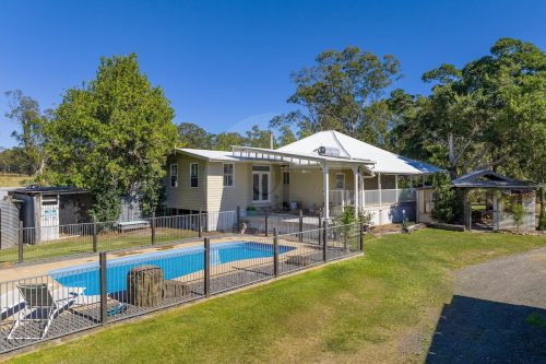 Brumby Hill, Tuchekoi 60