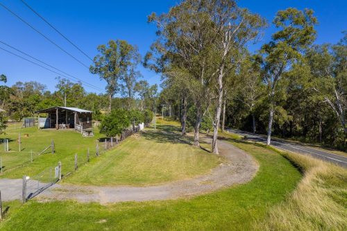 Brumby Hill, Tuchekoi 66