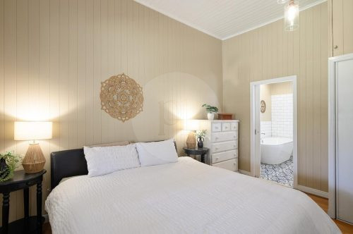 Brumby Hill, Tuchekoi 70