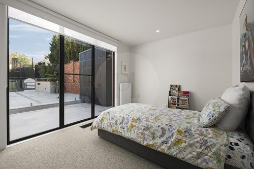 Epsilon, Ivanhoe 10