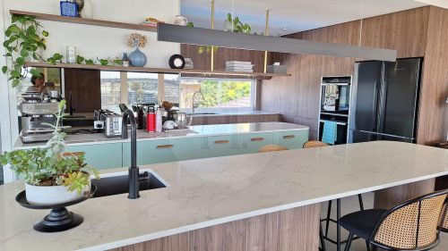 Etta, Chiswick 6