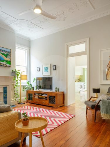 Little Grove, Marrickville 4