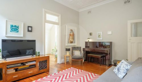 Little Grove, Marrickville 5