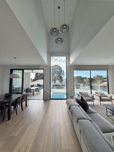 Lumen, Warranwood 27