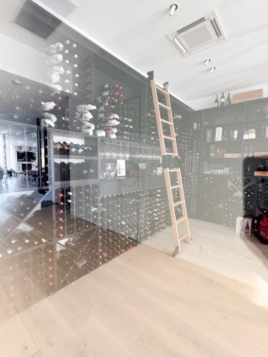 Modern Luxury, Woodforde 11