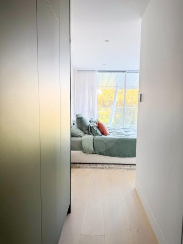Modern Luxury, Woodforde 3