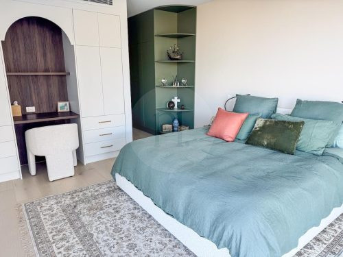 Modern Luxury, Woodforde 4