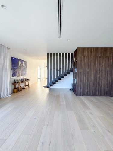 Modern Luxury, Woodforde 55