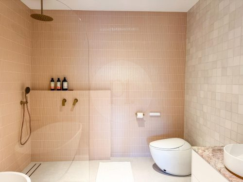Modern Luxury, Woodforde 6